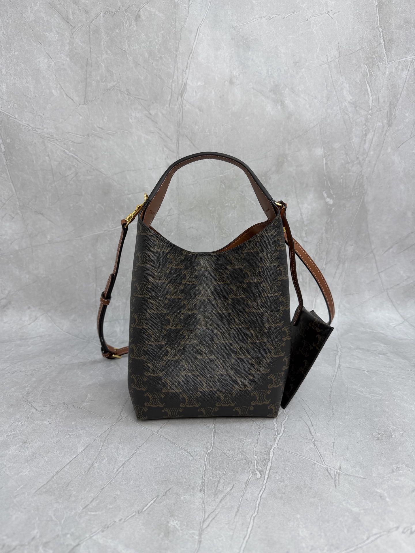 f8872acbdf3046ae78760b08d2f57888_1786015356_5584.jpg