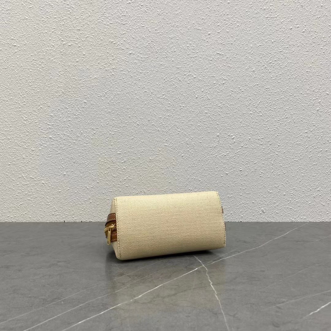 f8872acbdf3046ae78760b08d2f57888_1786029366_2621.jpg