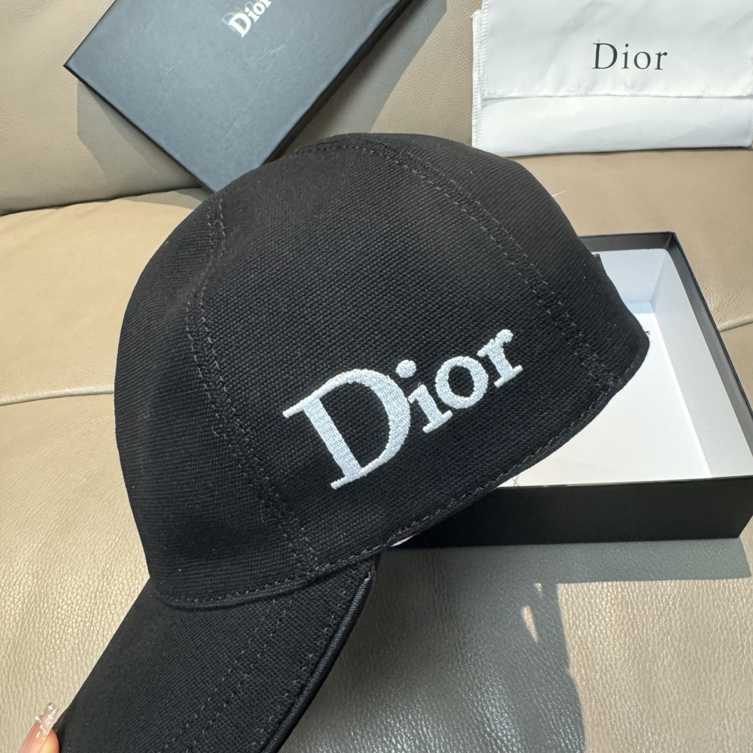 70dde88abd0e59f3fe03f0e51b461d1e_1789963765_4704.jpg