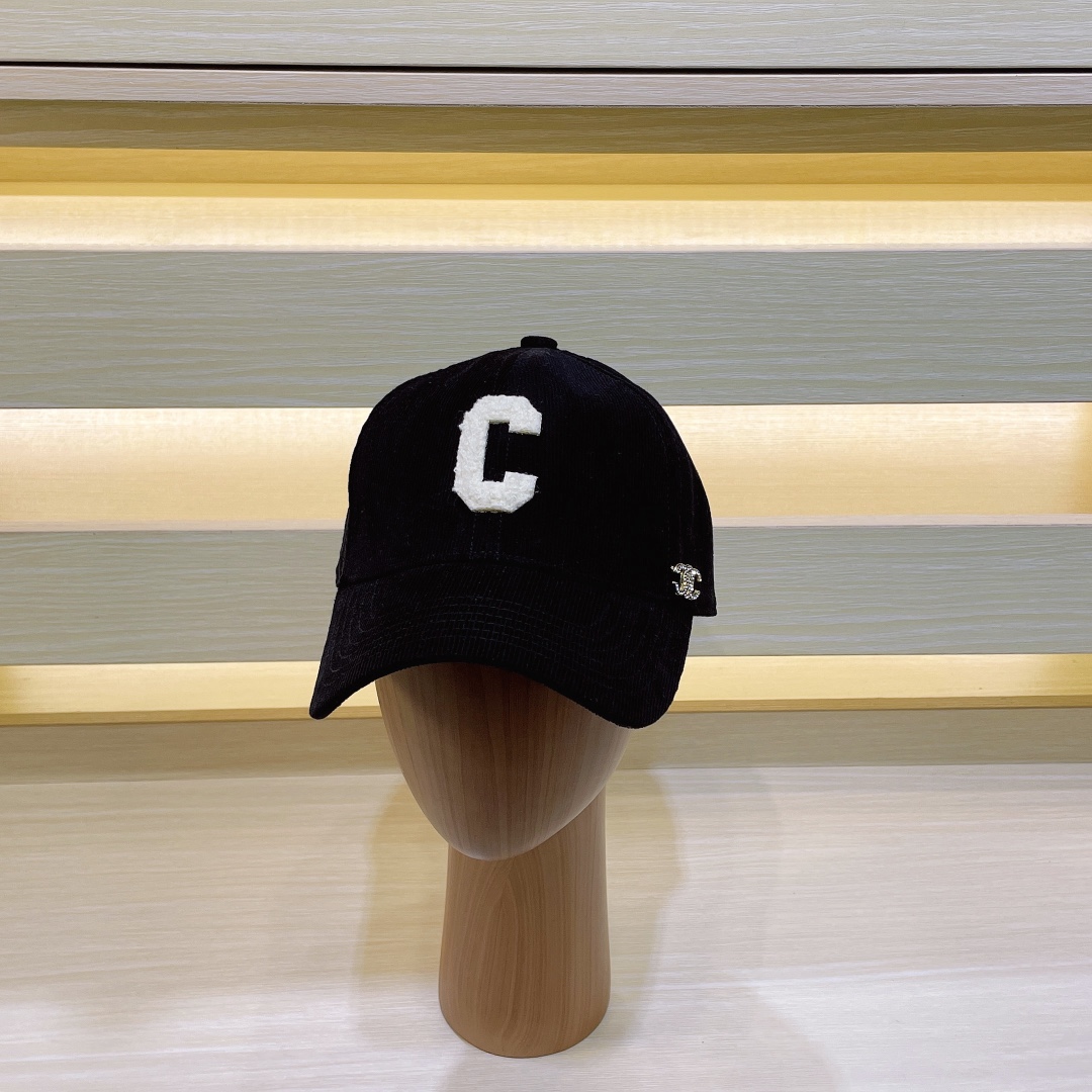 셀린느 'C' 이니셜 코듀로이 베이스볼 캡(블랙)