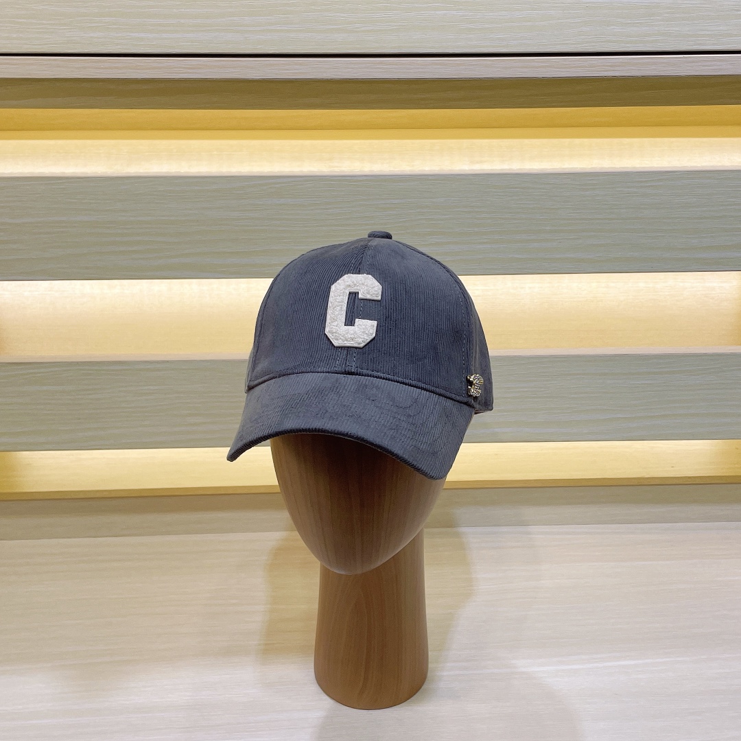 셀린느 'C' 이니셜 코듀로이 베이스볼 캡(차콜 그레이)