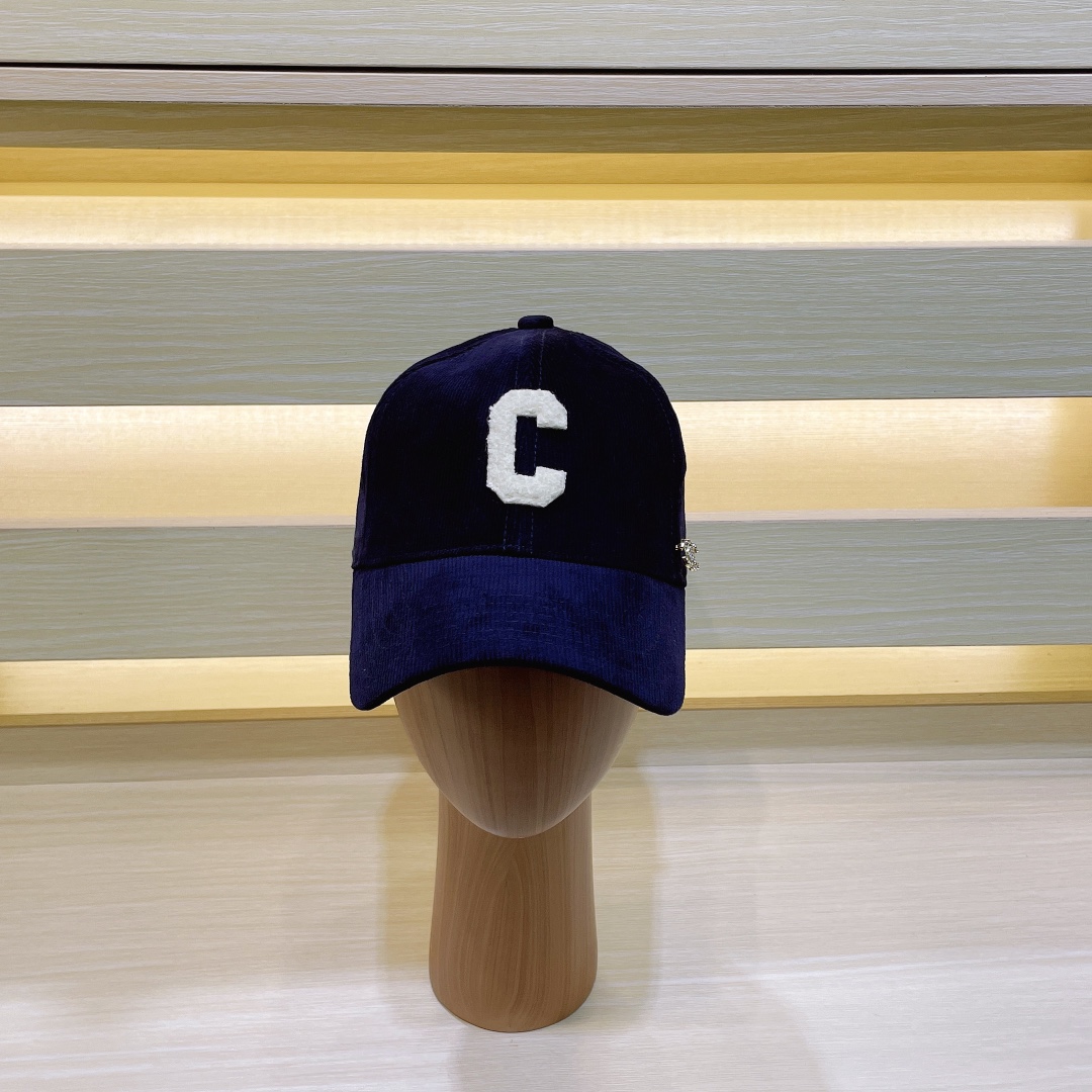 셀린느 'C' 이니셜 코듀로이 베이스볼 캡(딥네이비)