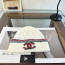 샤넬 CC 로고 자수 니트 비니(화이트)