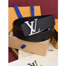 루이비통 토뤼옹 LV 이니셜 실버 버클 리버서블 벨트