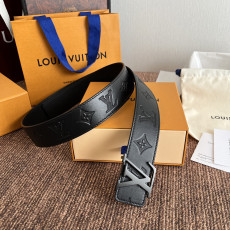 루이비통 모노그램 엠보싱 리버서블 LV 블랙 버클 벨트